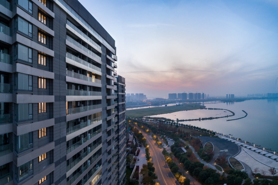 鉑悅犀湖（中國(guó)土木工程詹天佑獎(jiǎng)優(yōu)秀住宅小區(qū)金獎(jiǎng)，全國(guó)用戶(hù)滿(mǎn)意工程）